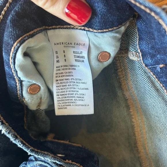 American Eagle Ex-Boyfriend Jeans Strigid Women’s Size 8 - Picture 6 of 7